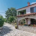 Ii Manjadvorci