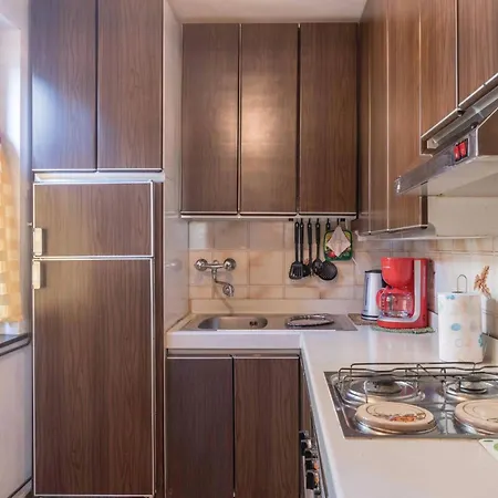 3 Bedroom Lovely In Manjadvorci