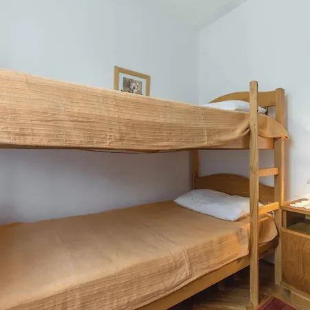 3 Bedroom Lovely In * Manjadvorci