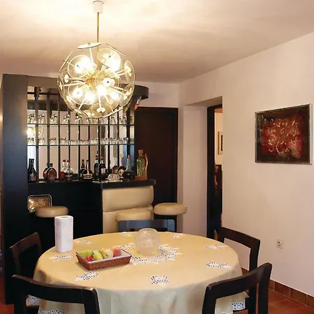 3 Bedroom Lovely In Holiday home *